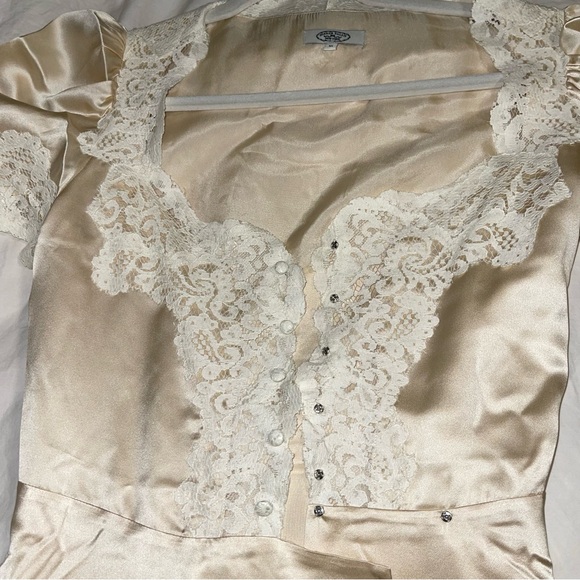 ❌SOLD❌ MIRROR PALAIS UNWRAP ME GOWN - Picture 12 of 17